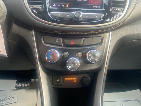Used 2020 Chevrolet Trax LS w/ Tint and Cruise Package FWD image 30