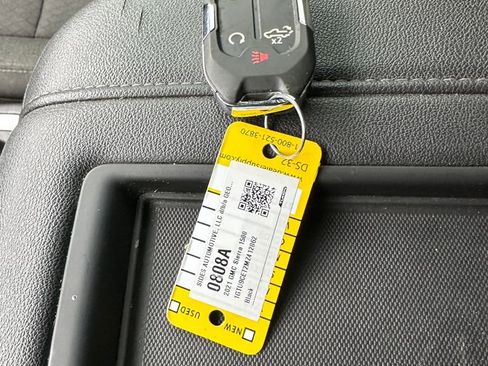 Used 2021 GMC Sierra 1500 Elevation image 18