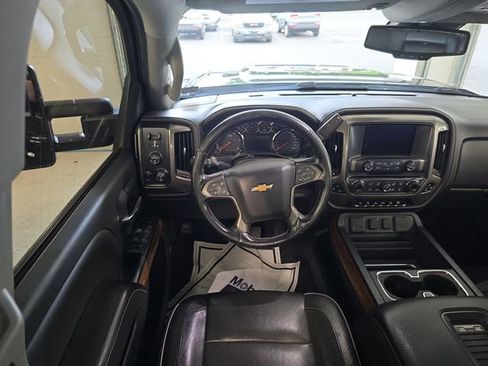Used 2019 Chevrolet Silverado 2500 High Country w/ Duramax Plus Package AWD/4WD image 12
