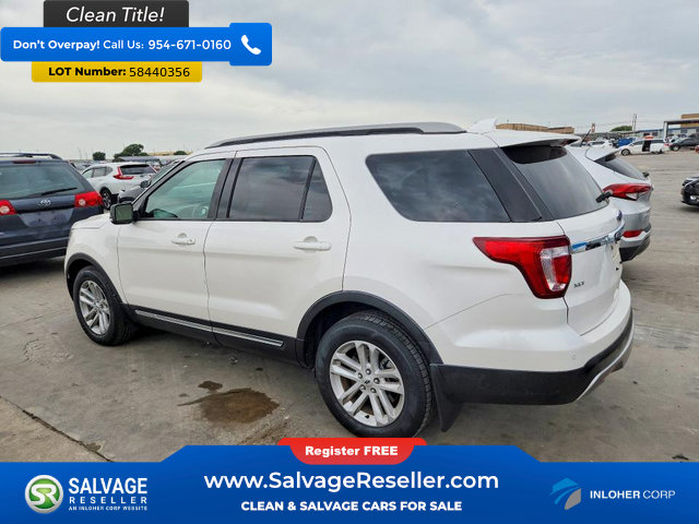 Used 2017 Ford Explorer XLT w/ Equipment Group 202A FWD image 3