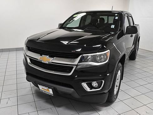 Certified 2017 Chevrolet Colorado LT w/ LT Convenience Package AWD/4WD image 1