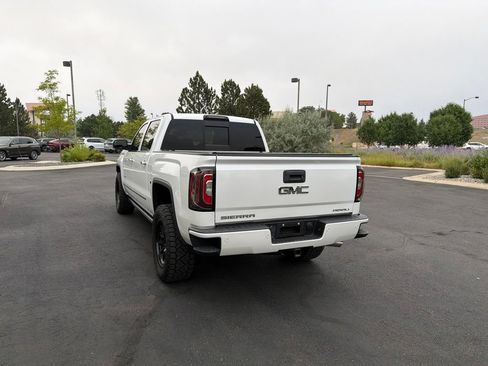 Used 2018 GMC Sierra 1500 Denali w/ Denali Ultimate Package AWD/4WD image 3