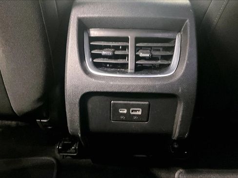 Used 2021 Chevrolet Blazer LT FWD image 19