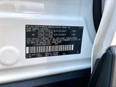 Used 2024 Toyota RAV4 LE FWD image 34
