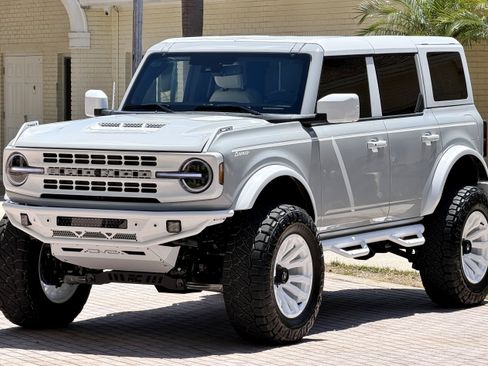 Used 2026 Ford Bronco Outer Banks AWD/4WD image 32
