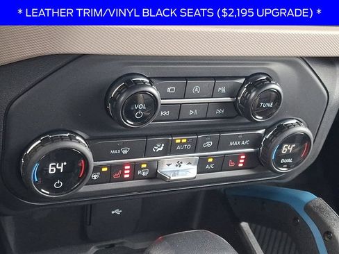 Used 2023 Ford Bronco Wildtrak AWD/4WD image 15