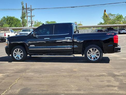 Used 2015 Chevrolet Silverado 1500 High Country w/ High Country Premium Package AWD/4WD image 2