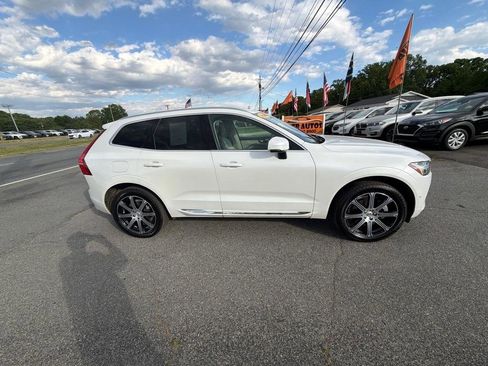 Used 2018 Volvo XC60 T8 Inscription w/ Luxury Seat Package image 15