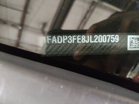 Used 2018 Ford Focus SE FWD image 33