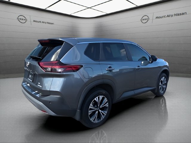 Used 2023 Nissan Rogue SV FWD image 6