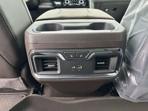New 2026 GMC Sierra 3500 Denali w/ Denali Reserve Package AWD/4WD image 6