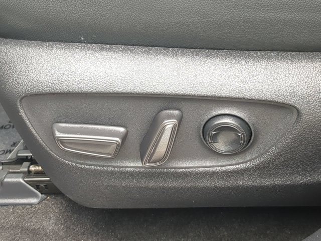 Certified 2024 Toyota Grand Highlander AWD image 23