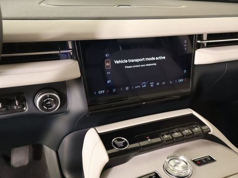 New 2026 Lincoln Navigator Premiere AWD/4WD image 6