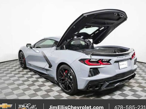Used 2024 Chevrolet Corvette Stingray Preferred Cpe w/ Stealth Interior Trim Package RWD image 28