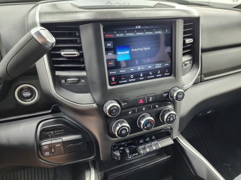 Used 2021 RAM 3500 Big Horn w/ Max Tow Package AWD/4WD image 11