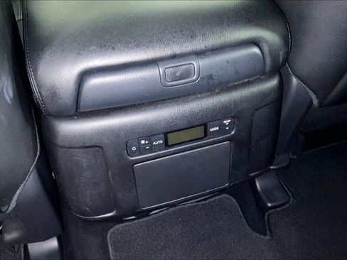 Used 2023 Nissan Armada SL w/ Captain's Chairs Package RWD image 31