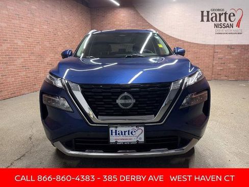 Certified 2023 Nissan Rogue Platinum image 2