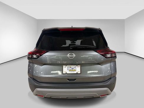 Used 2023 Nissan Rogue S AWD/4WD image 4