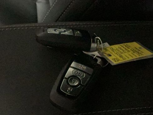 New 2025 Ford Bronco Big Bend w/ Black Diamond Package image 6