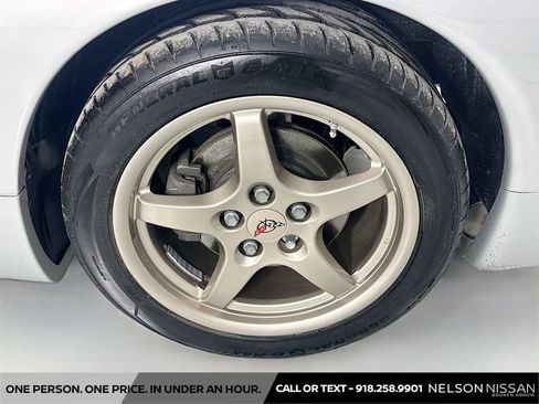 Used 1999 Chevrolet Corvette Convertible w/ Memory Pkg RWD image 26