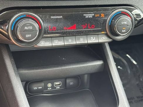 Used 2019 Kia Forte Sedan FWD image 22