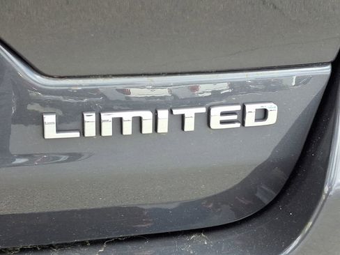 Used 2022 Jeep Grand Cherokee Limited AWD/4WD image 34