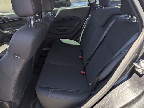 Used 2019 Ford Fiesta SE FWD image 8