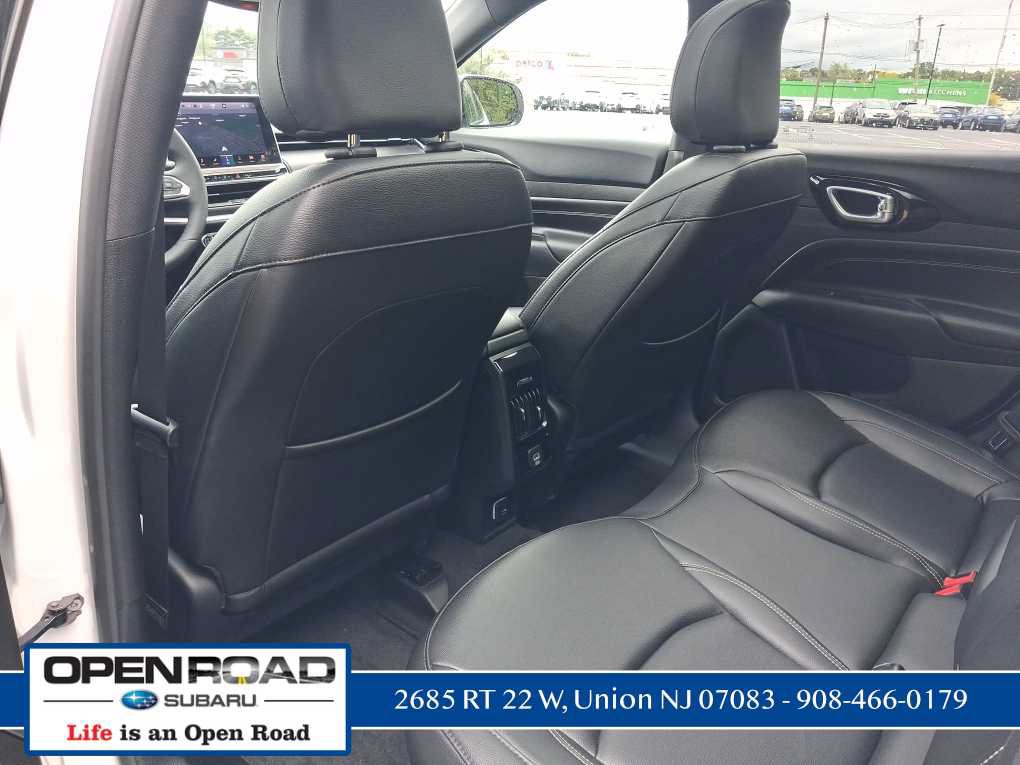 Used 2024 Jeep Compass Limited w/ High Altitude Package AWD/4WD image 20