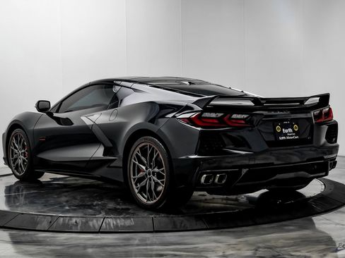 Used 2023 Chevrolet Corvette Stingray Premium Cpe w/ Z51 Performance Package image 10
