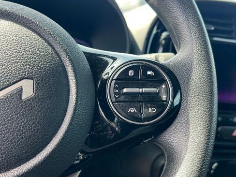 Certified 2023 Kia Soul S FWD image 21