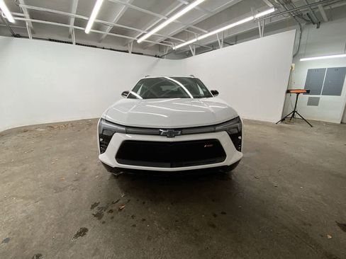 Used 2024 Chevrolet Blazer EV RS image 9