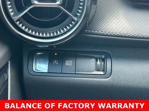 Used 2025 Chevrolet Equinox LT image 19