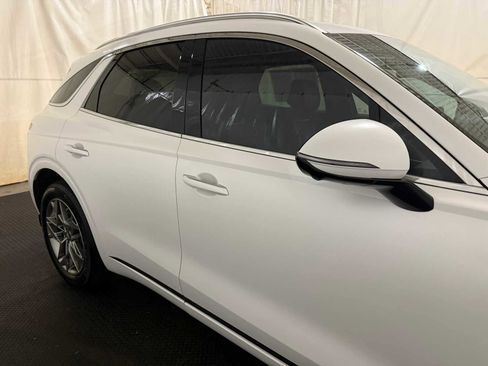 Used 2023 Genesis GV70 2.5T w/ Advanced Package image 11