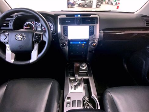 Used 2022 Toyota 4Runner Limited AWD/4WD image 15
