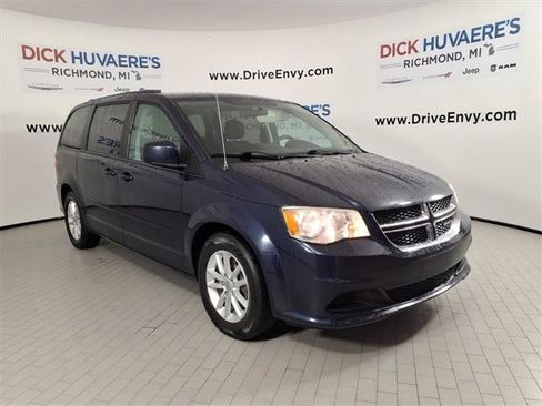 Used 2013 Dodge Grand Caravan SXT w/ Entertainment Group 1 image 3