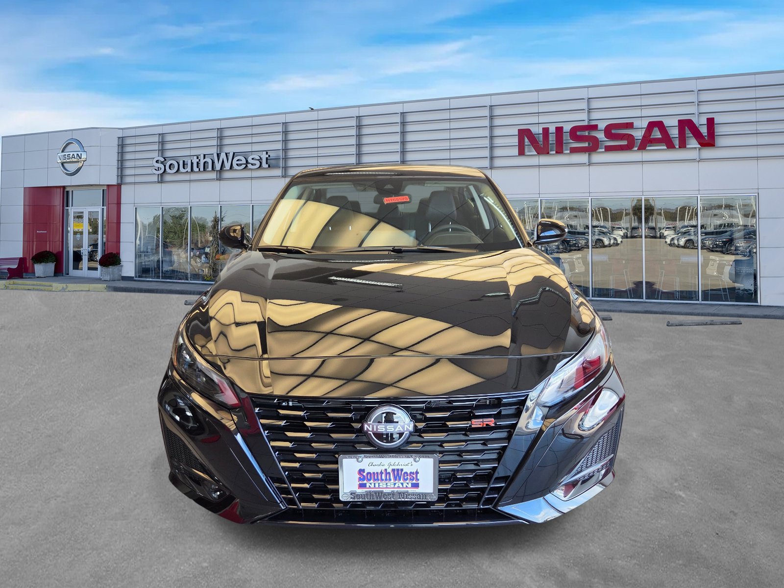 New 2026 Nissan Altima 2.5 SR FWD image 2