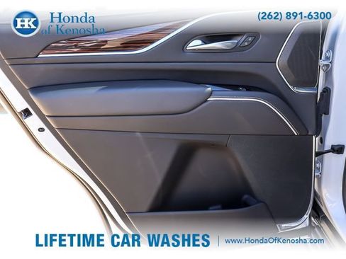 Used 2023 Cadillac Escalade Premium Luxury AWD/4WD image 27