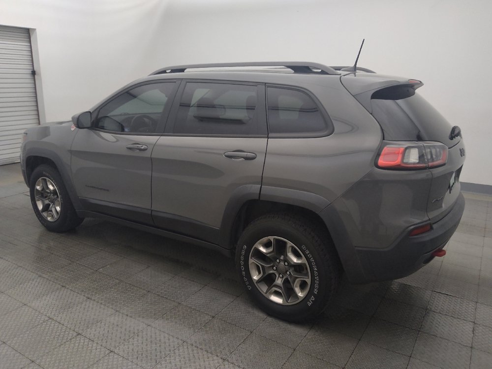 Used 2019 Jeep Cherokee Trailhawk AWD/4WD image 3