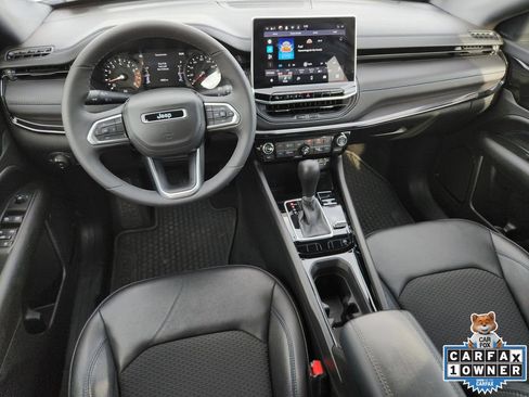 Used 2025 Jeep Compass Latitude w/ Convenience Group image 29