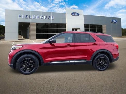 Used 2023 Ford Explorer XLT w/ Equipment Group 202A AWD/4WD image 19