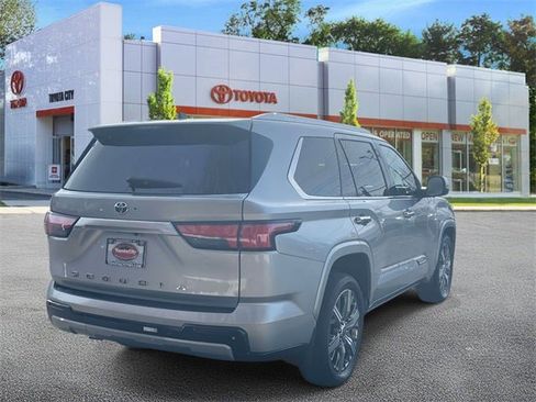 Used 2023 Toyota Sequoia Capstone image 6