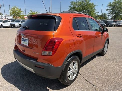 Used 2015 Chevrolet Trax LT w/ LT Plus Package FWD image 5