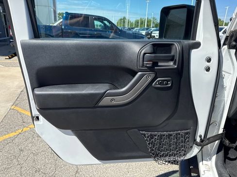 Used 2017 Jeep Wrangler Unlimited Sport w/ Quick Order Package 24S AWD/4WD image 20