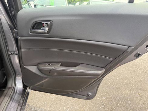 Used 2017 Acura ILX FWD image 27