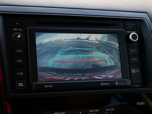 Used 2017 Toyota Sequoia Platinum image 29