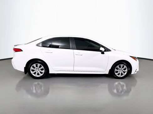 Used 2024 Toyota Corolla LE FWD image 3