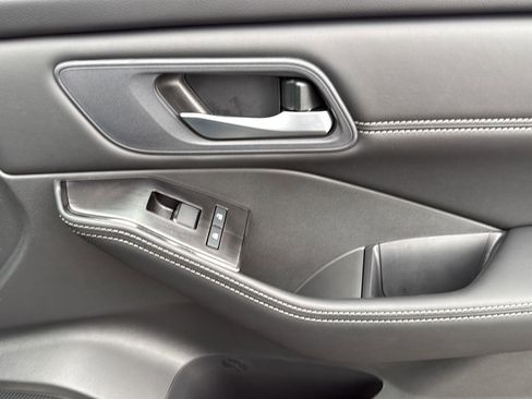 New 2026 Nissan Rogue SV AWD/4WD image 26