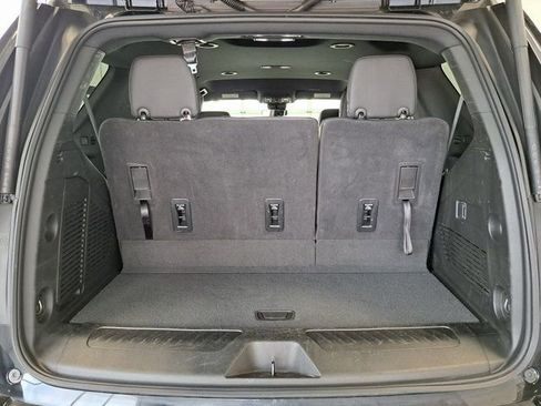 Used 2025 Chevrolet Tahoe LT AWD/4WD image 33