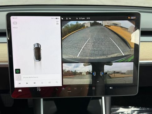 Used 2020 Tesla Model 3 image 26