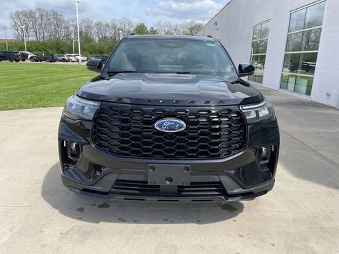 New 2026 Ford Explorer ST-Line AWD/4WD image 3
